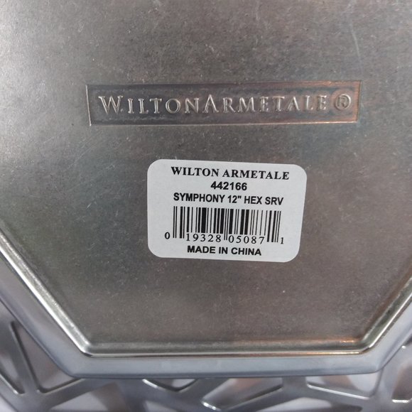 Wilton Armetale  12" Symphony Hexagonal Server New - Picture 10 of 11